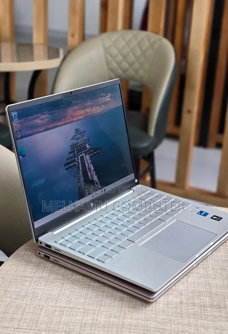 New Laptop HP Pavilion 14 16GB Intel Core i5 SSD 1T