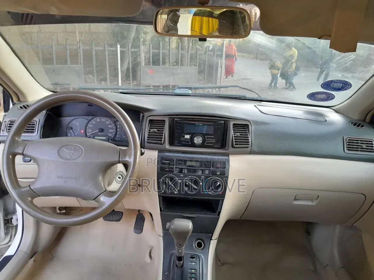 Toyota Corolla 2003 White