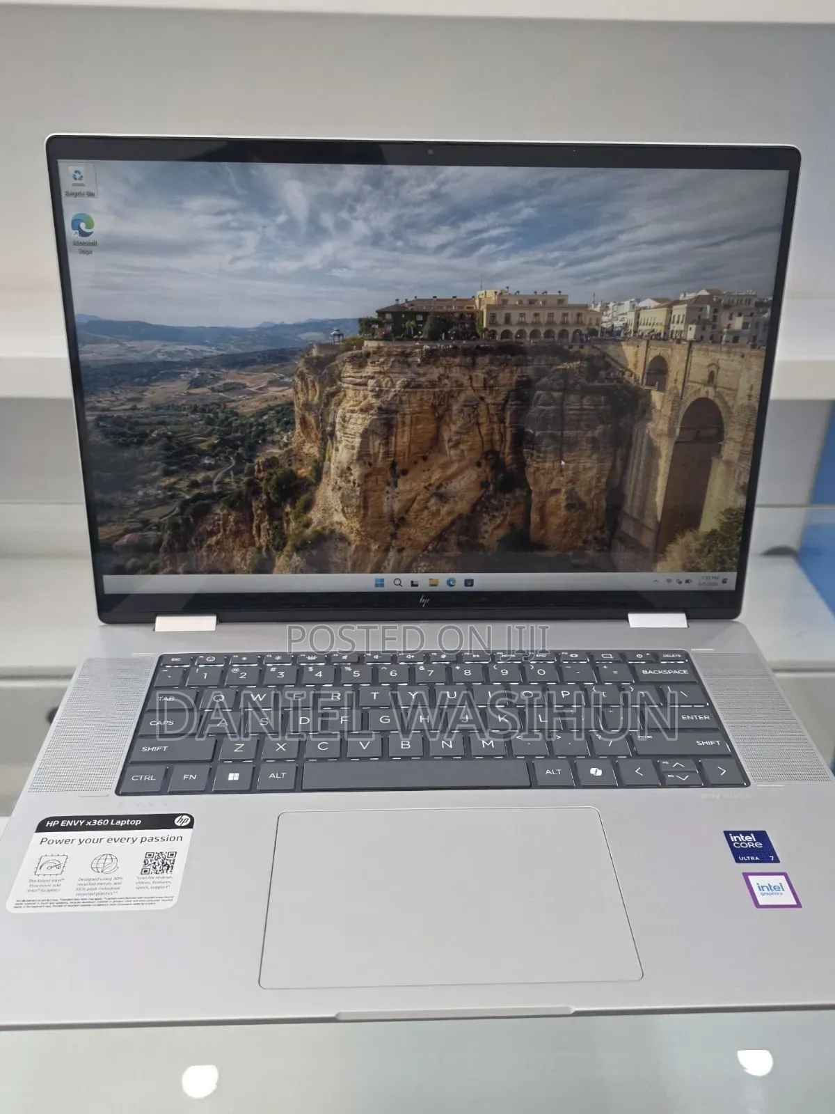 New Laptop HP 16GB Intel Core Ultra 7 SSD 1T