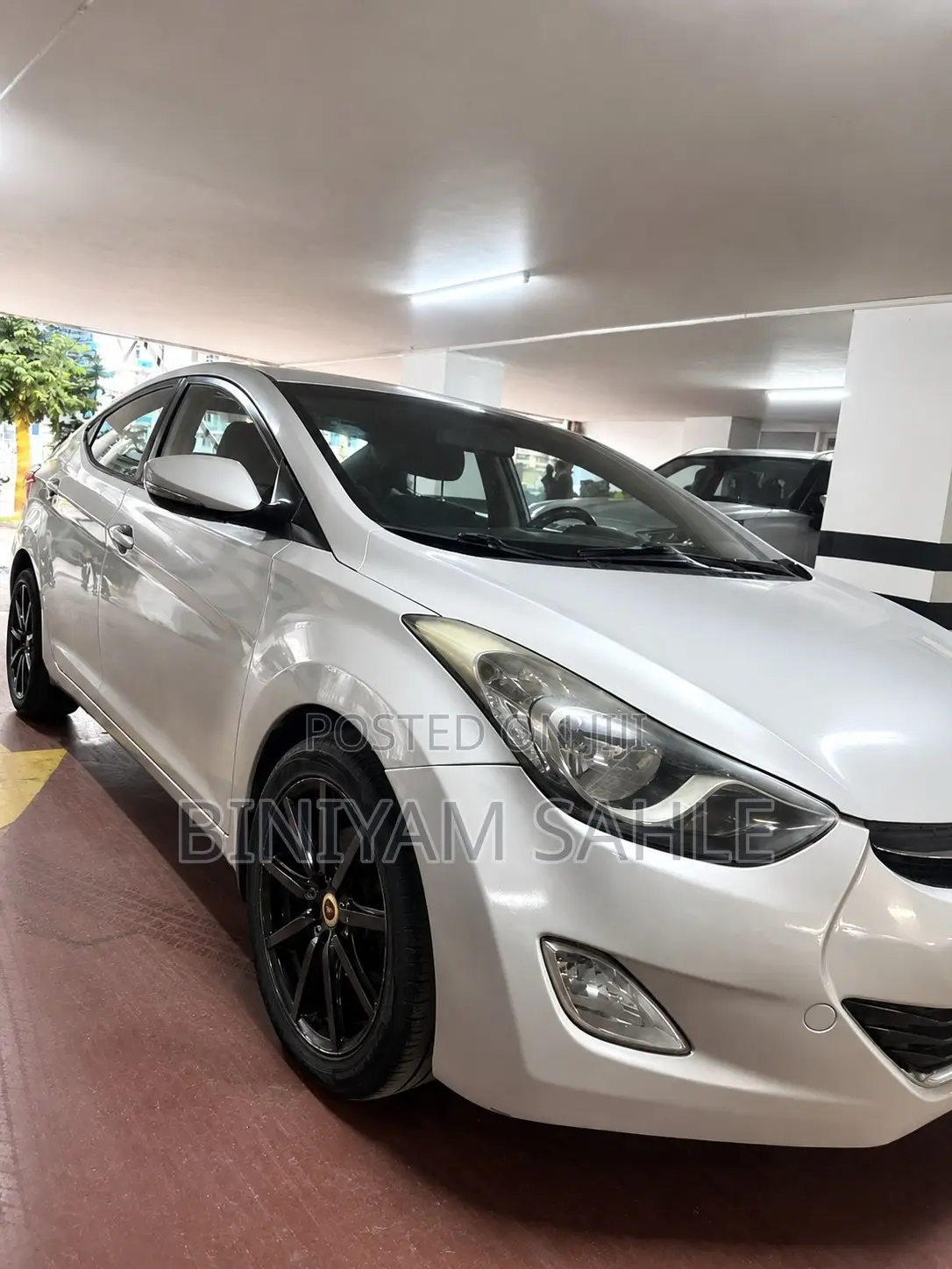 Hyundai Elantra 2013 Silver