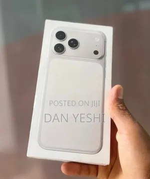 New Apple iPhone 17 Pro Max 256 GB White