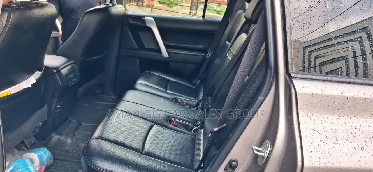Toyota Land Cruiser 2021 Gold