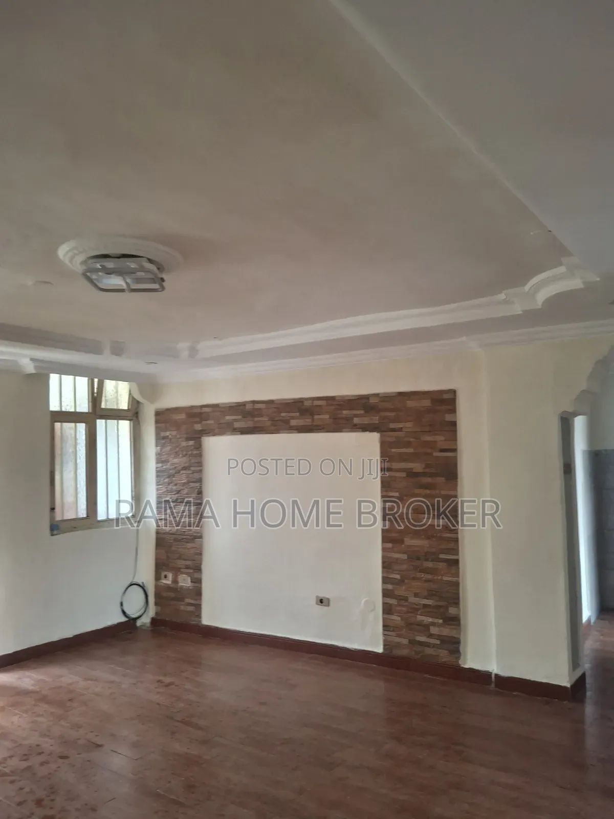 Furnished 3bdrm Condo in በጣም ሰፊ ሳሎን, Yeka for sale