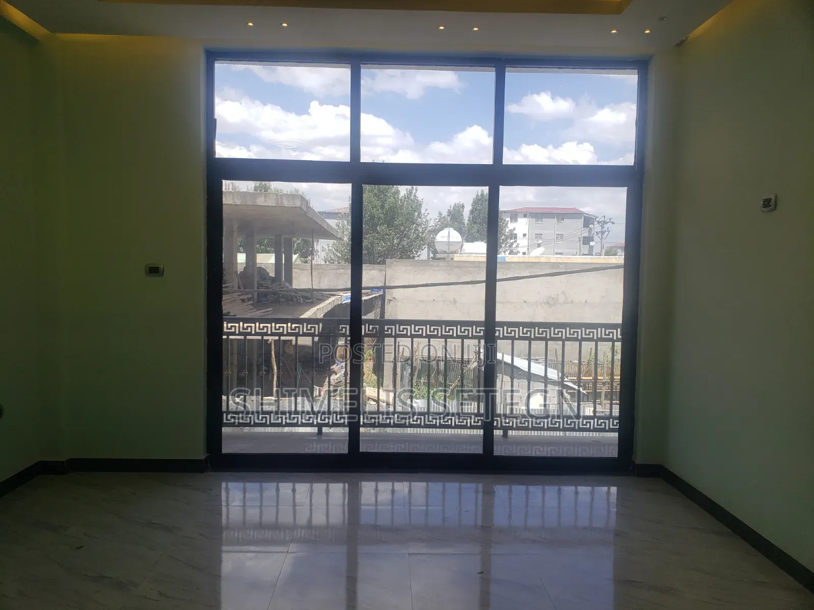 4bdrm Apartment in Bole for rent