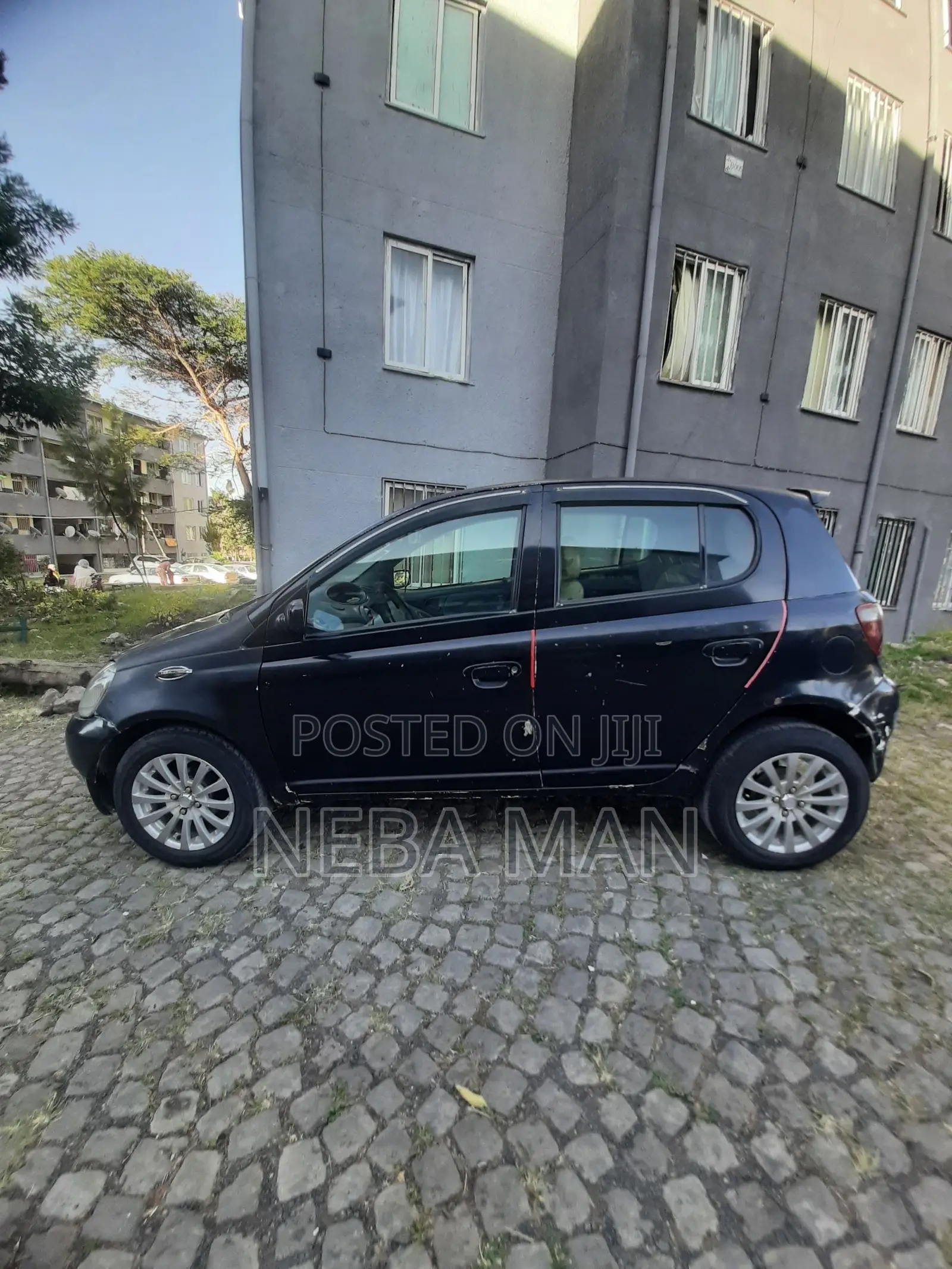 Toyota Vitz 1.0 FWD 5dr 2000 Black