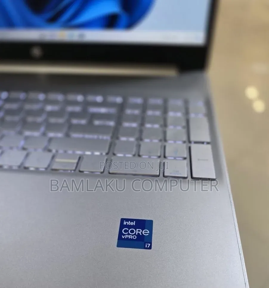 New Laptop HP Stream Notebook 16GB Intel Core i7 SSD 512GB