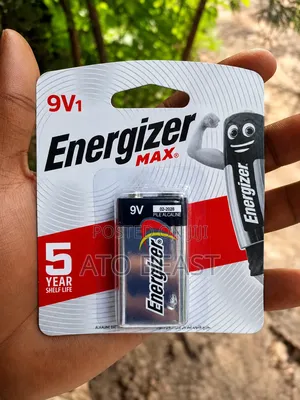 Energizer Max 9v Alkaline Battery.It Offers Up to 5 Years of Shelf