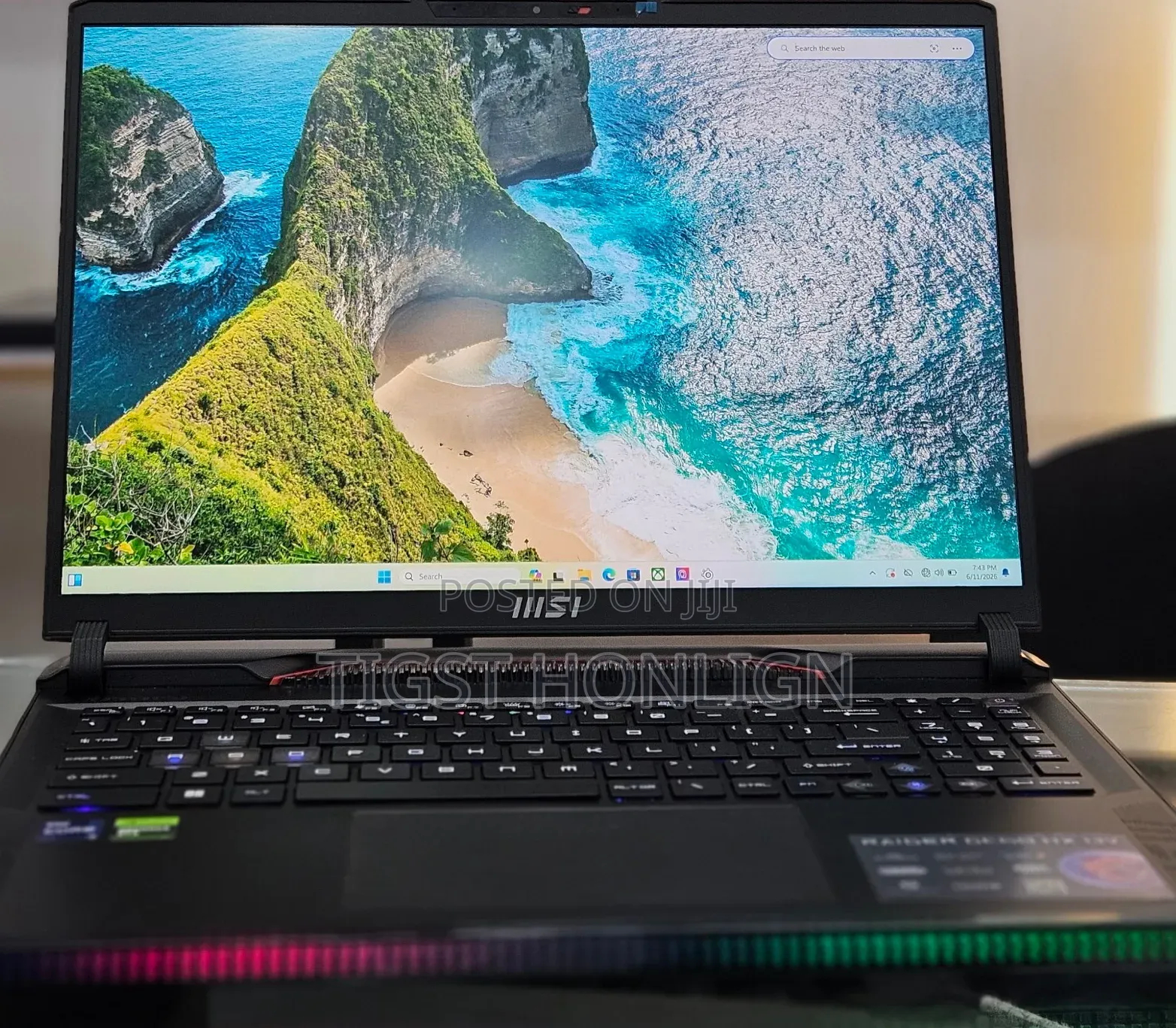 New Laptop MSI Vector 16 HX AI A2XWIG 16GB Intel Core i9 SSD 1T