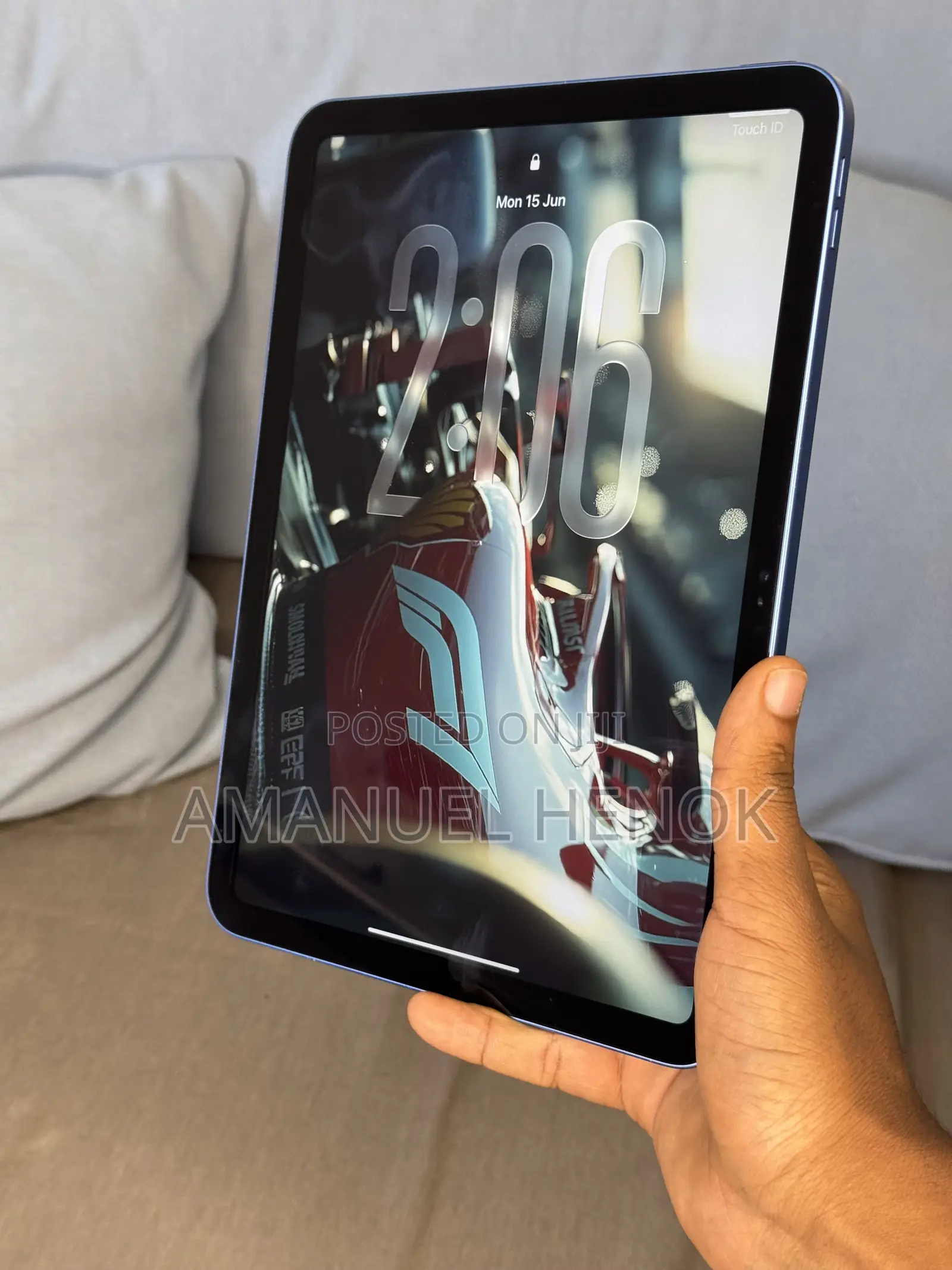 New Apple iPad (2025) 128 GB Gray