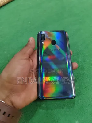 Samsung Galaxy A40 64 GB Black