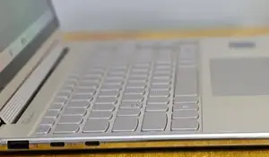 New Laptop Lenovo Yoga 9i 16GB Intel Core i7 SSD 512GB