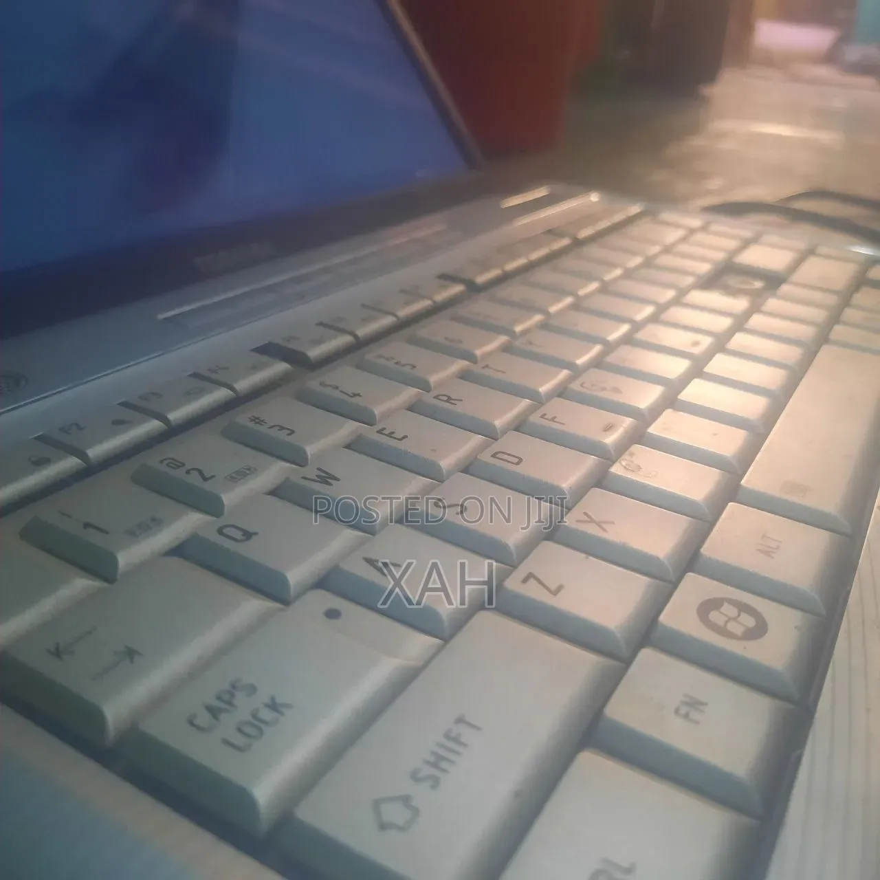 Laptop Toshiba Satellite L500 4GB Intel Celeron SSD 256GB