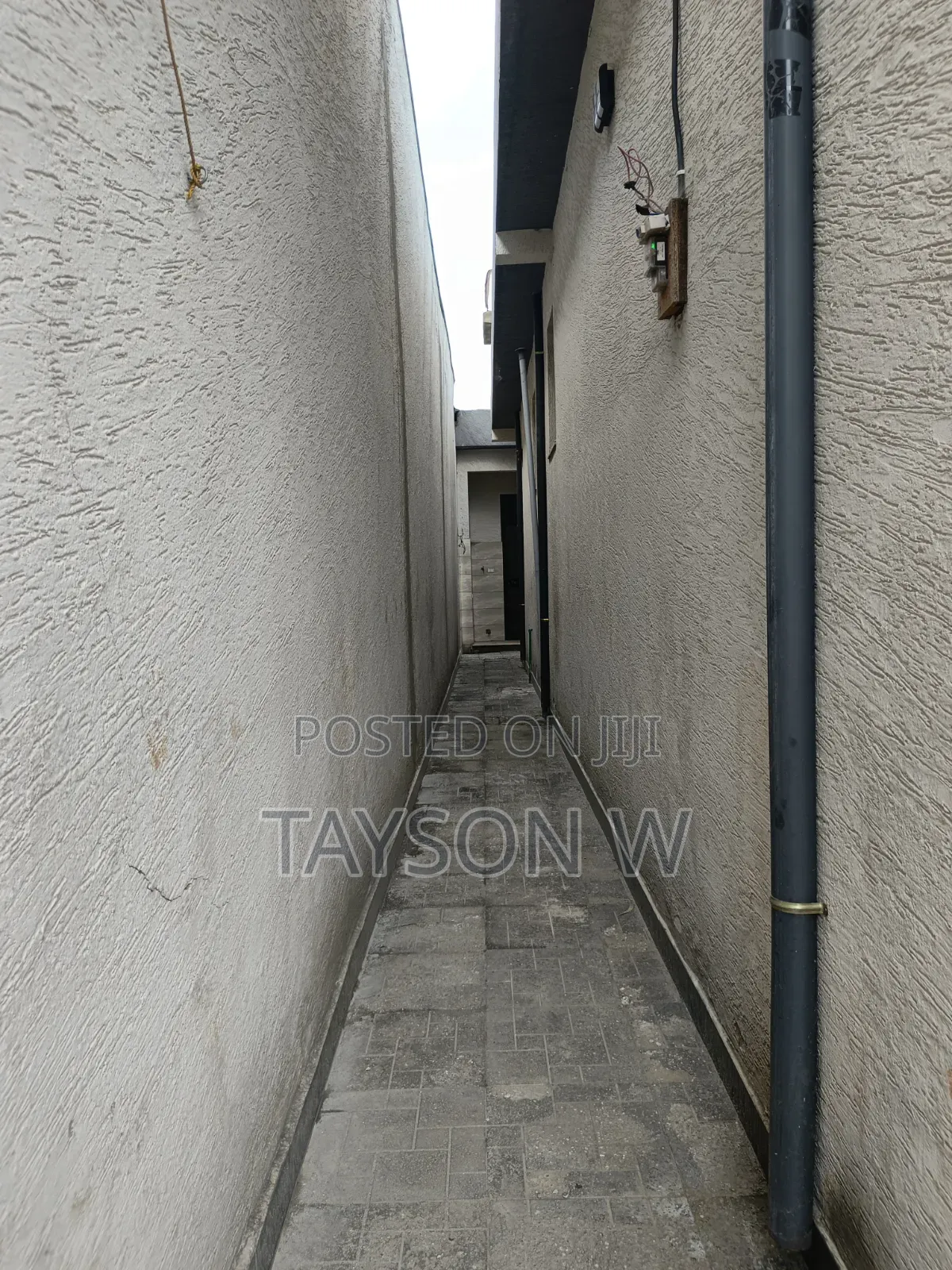 3bdrm Villa in Addis Ababa Semit, Bole for sale