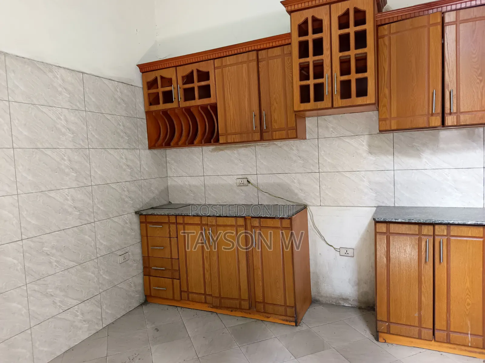 3bdrm Villa in Addis Ababa Semit, Bole for sale