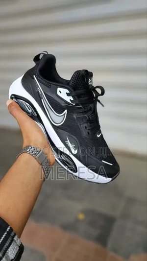Nike Zoom Sneakers