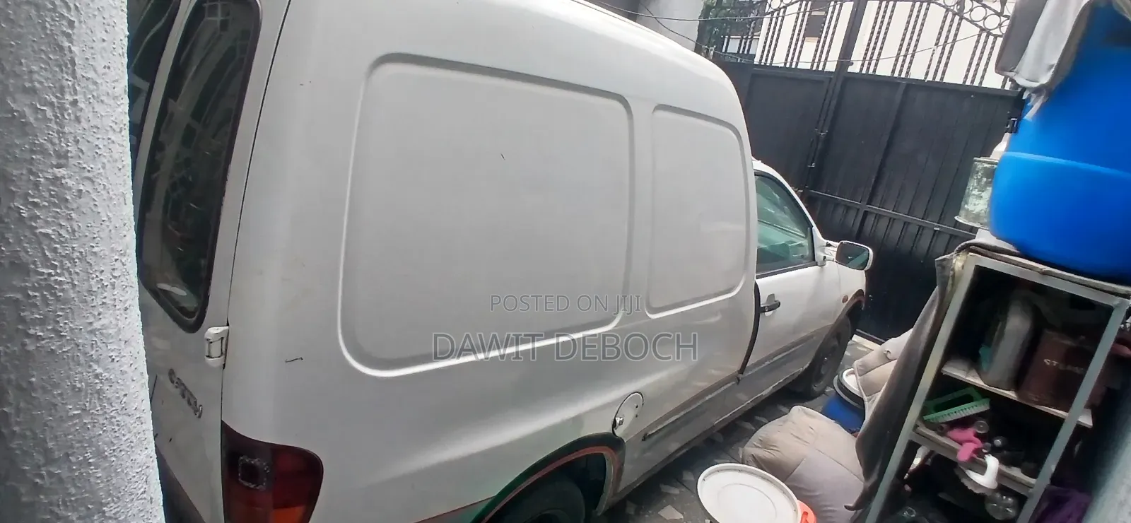 Volkswagen Caddy 2001 White