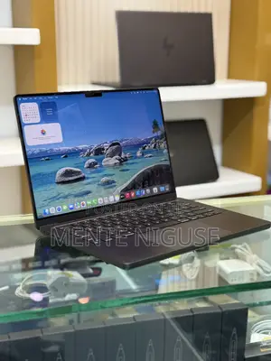 New Laptop Apple MacBook Pro 2024 M4 Pro 24GB Apple M4 Pro SSD 512GB