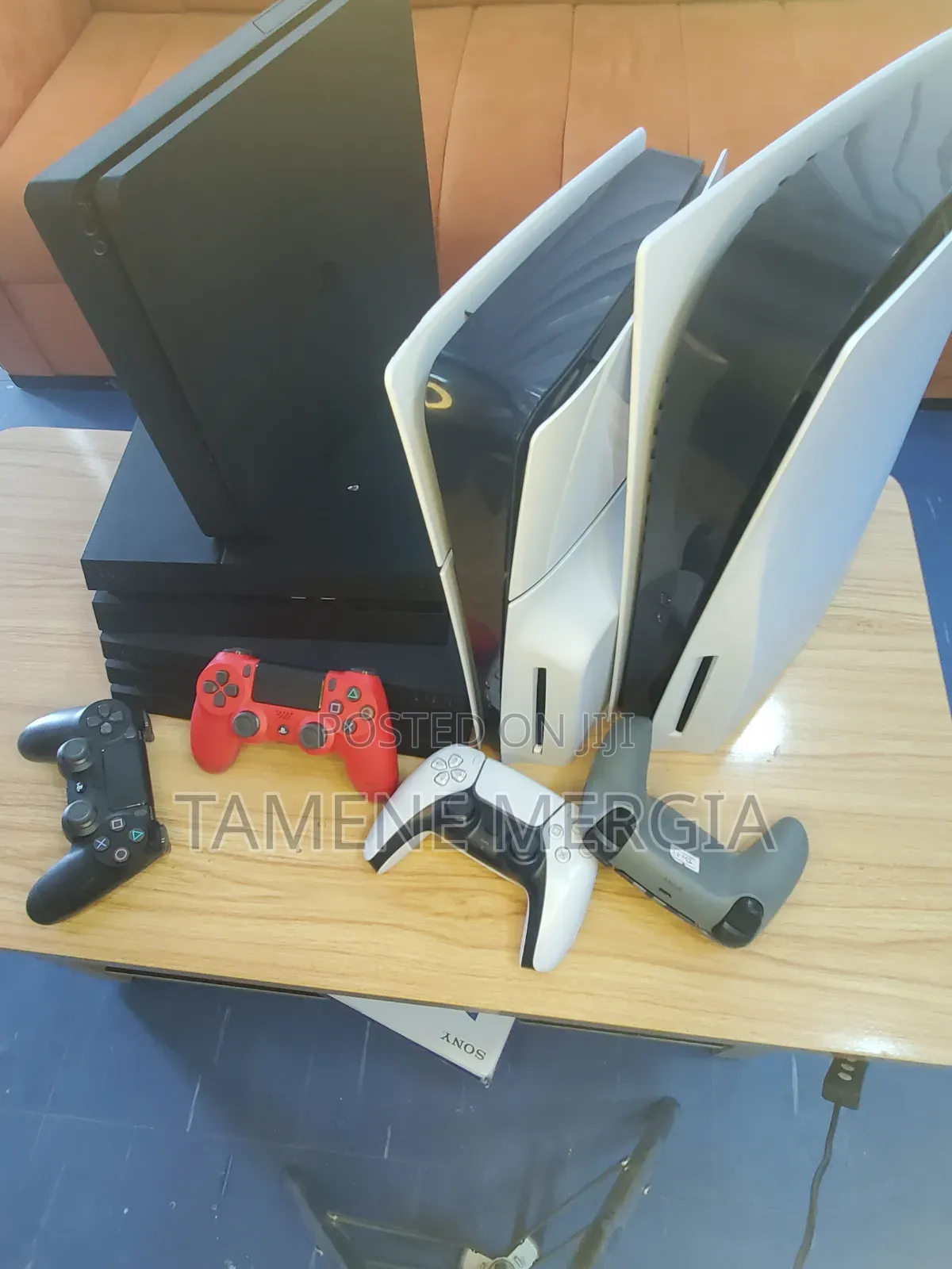 Playstation 4 and Playstation 5