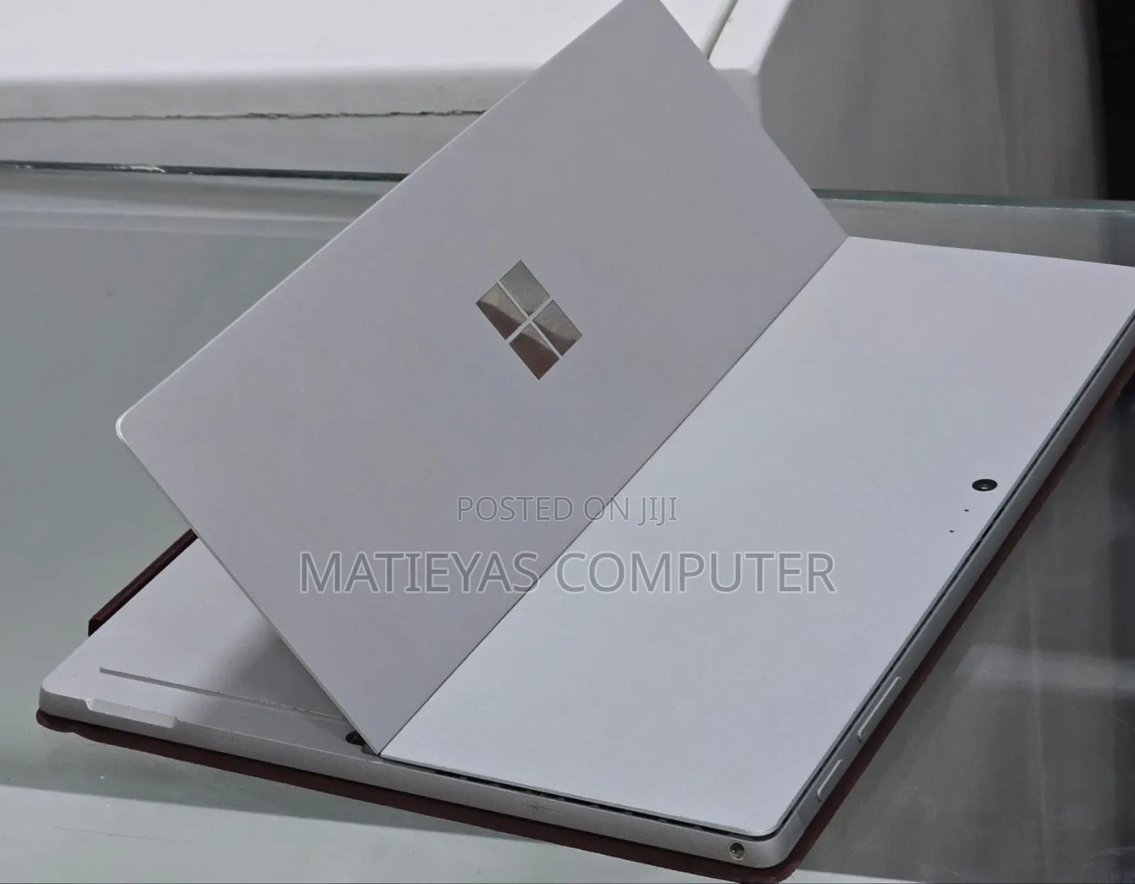 New Laptop Microsoft Surface Pro 6 8GB Intel Core i5 SSD 128GB