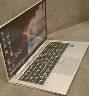 New Laptop HP EliteBook 840 G8 16GB Intel Core i5 SSD 512GB