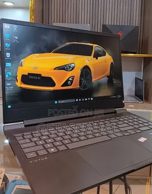 New Laptop HP Victus 16 16GB Intel Core i7 SSD 1T