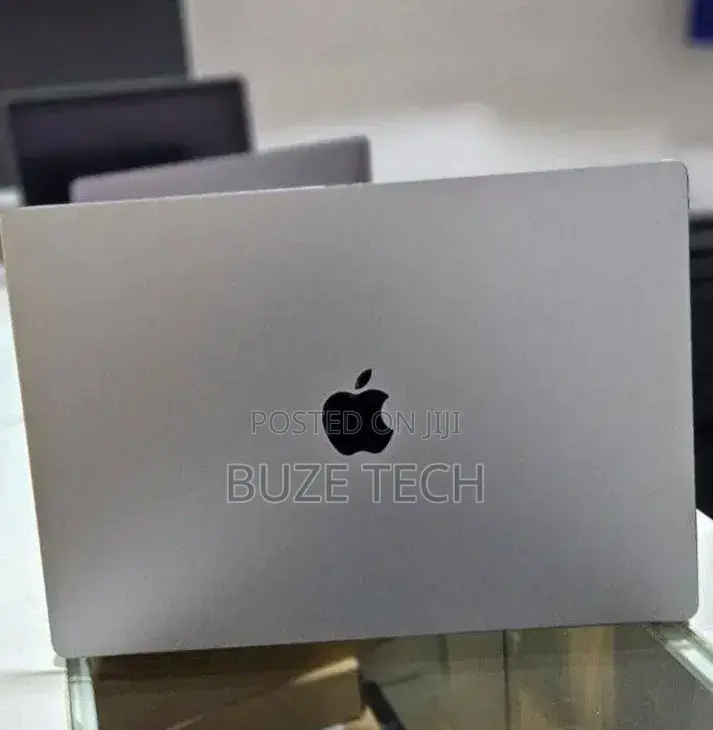 New Laptop Apple MacBook Pro 2021 M1 64GB Apple M1 Pro SSD 1T