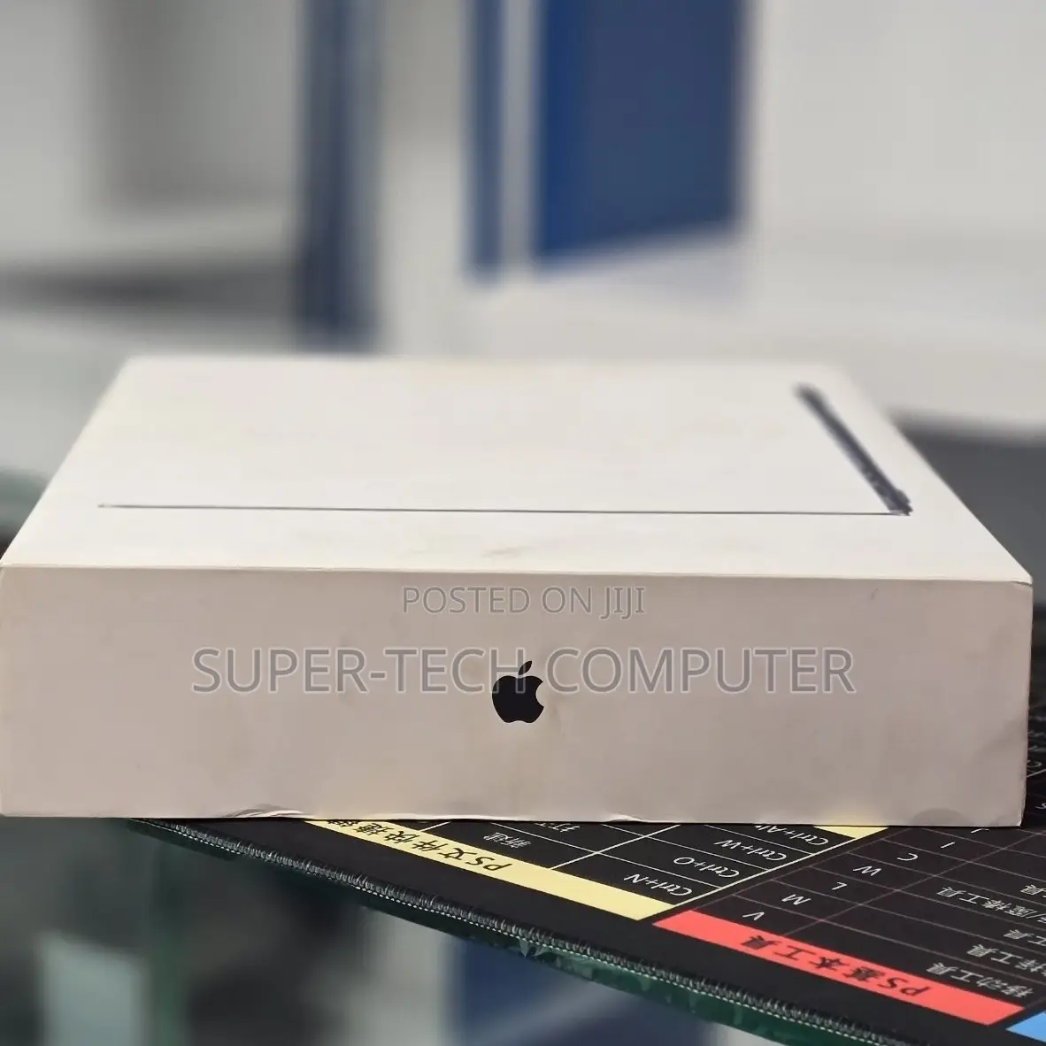 New Laptop Apple MacBook Air 2025 M4 16GB Apple M4 SSD 256GB