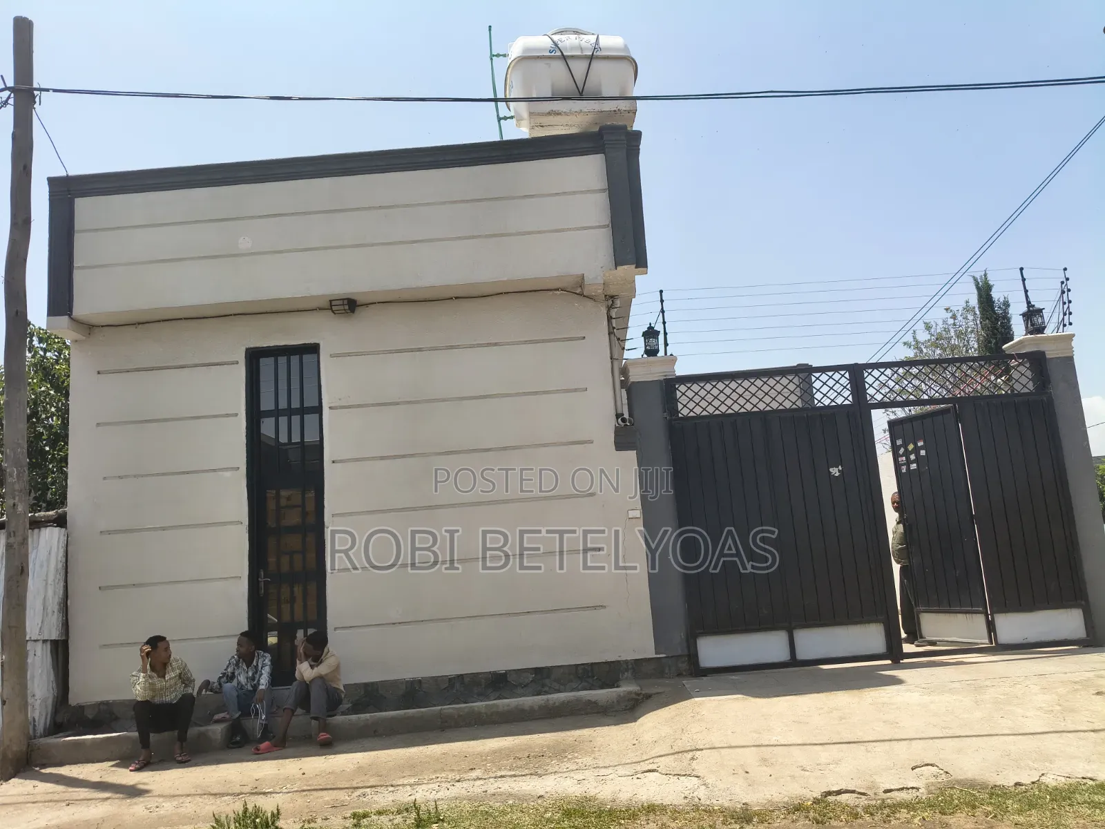 Furnished 5bdrm House in L Sheep, East Shewa for sale