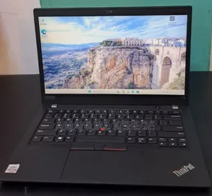 New Laptop Lenovo ThinkPad T14 16GB Intel Core i7 SSD 512GB