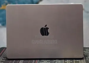 New Laptop Apple MacBook Pro 2021 M1 32GB Apple M1 Pro SSD 1T