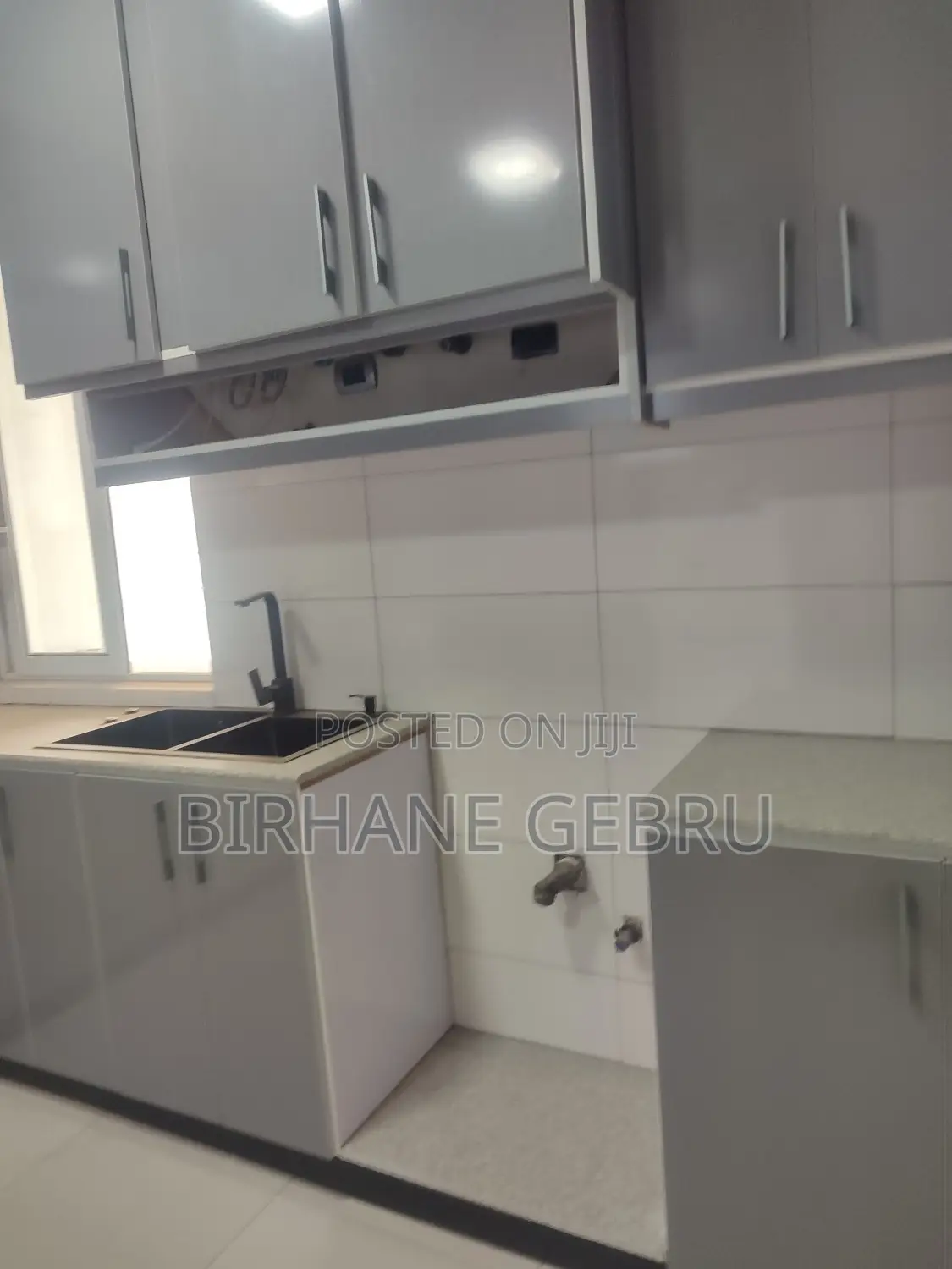 3bdrm Apartment in Meskel Flower, Kirkos for rent