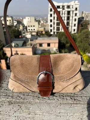 Hand-Bags.