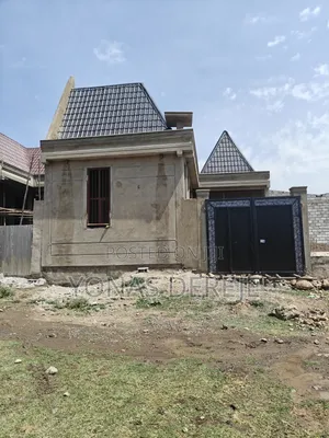 5bdrm House in Dukem, East Shewa for sale