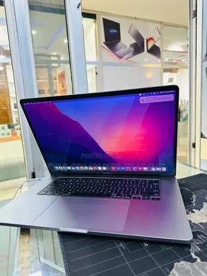 New Laptop Apple MacBook Pro 2019 16GB Intel Core i9 SSD 512GB