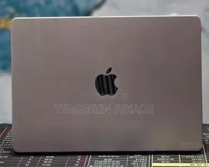 New Laptop Apple MacBook Pro 2020 M1 32GB Apple M1 Pro SSD 1T