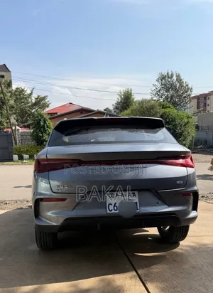 BYD E2 43 kWh 94 hp FWD 2025 Gray