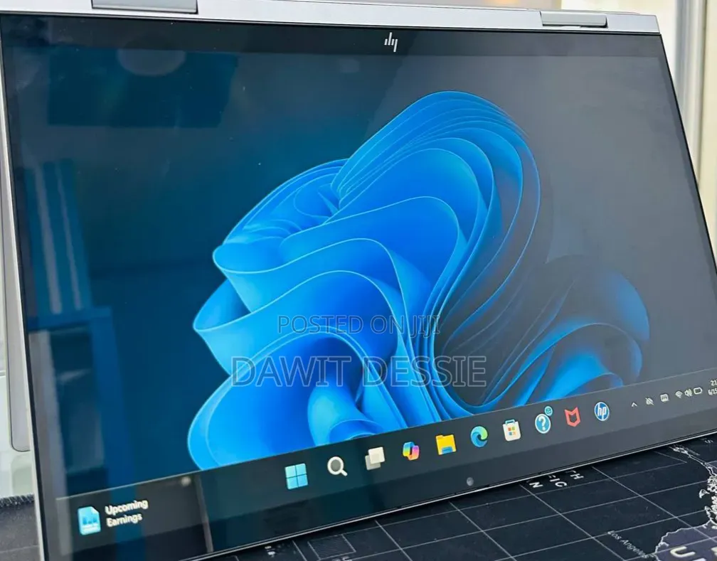 New Laptop HP Envy x360 16GB Intel Core 7 SSD 1T