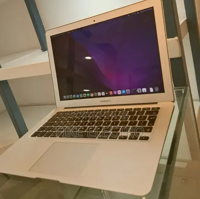 Laptop Apple MacBook Air 2017 8GB Intel Core 5 SSD 128GB