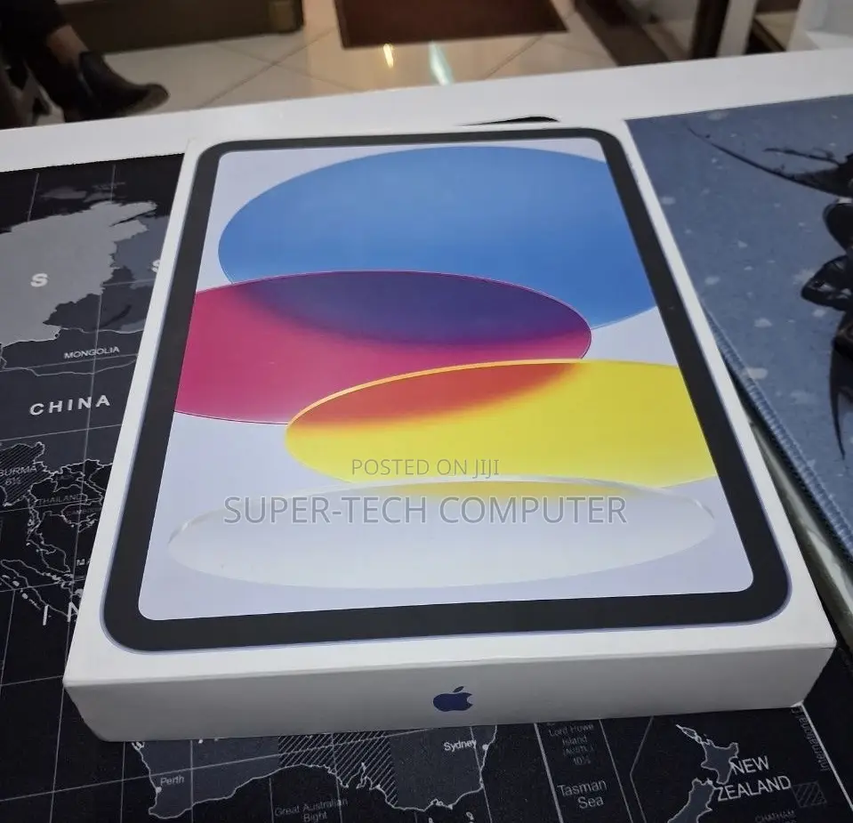 New Apple iPad (2025) 128 GB