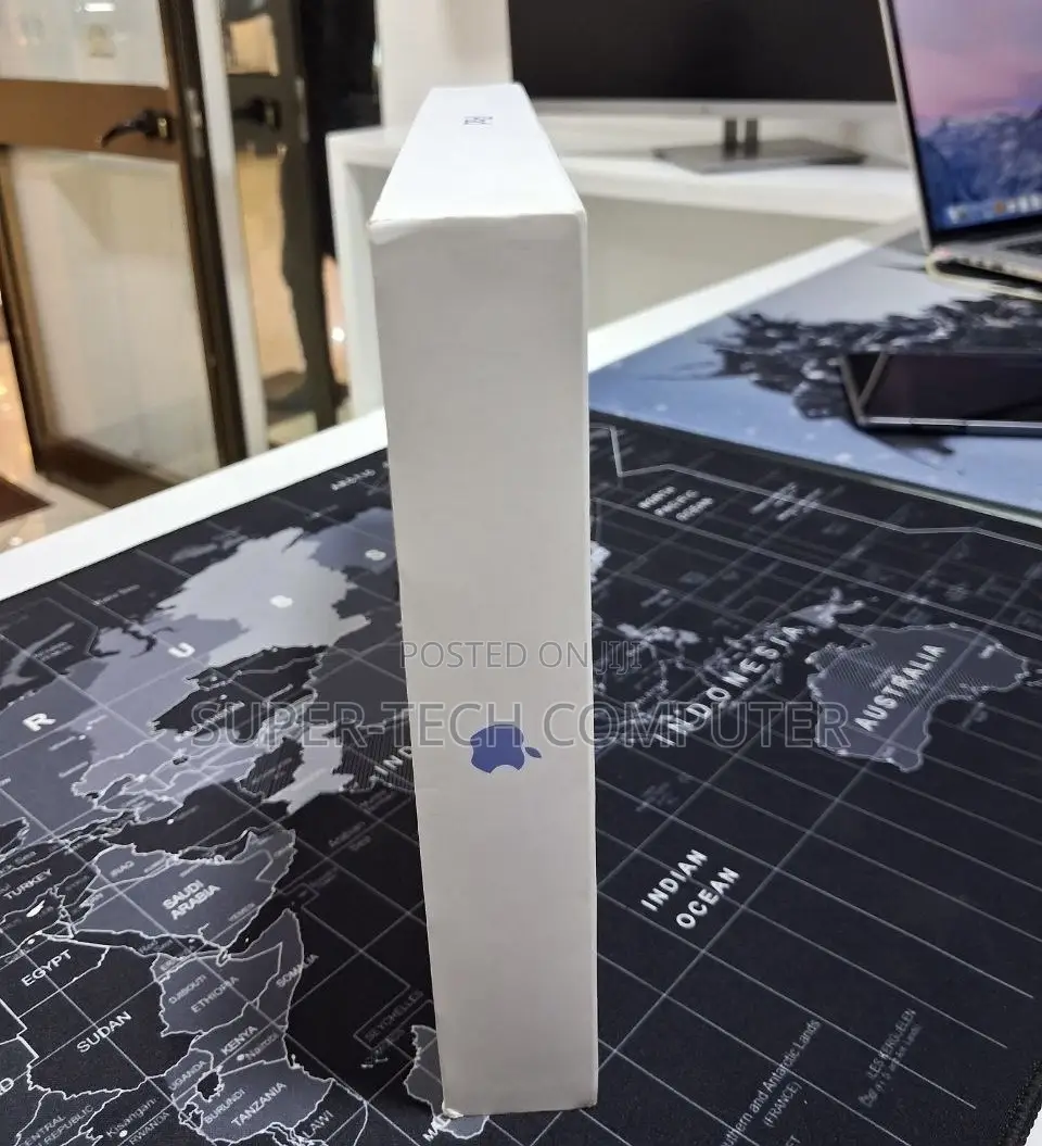 New Apple iPad (2025) 128 GB