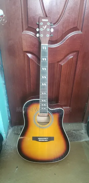 Yamaha F6000q