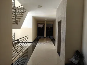 4bdrm Apartment in Lakomelza Apartments, Yeka for sale