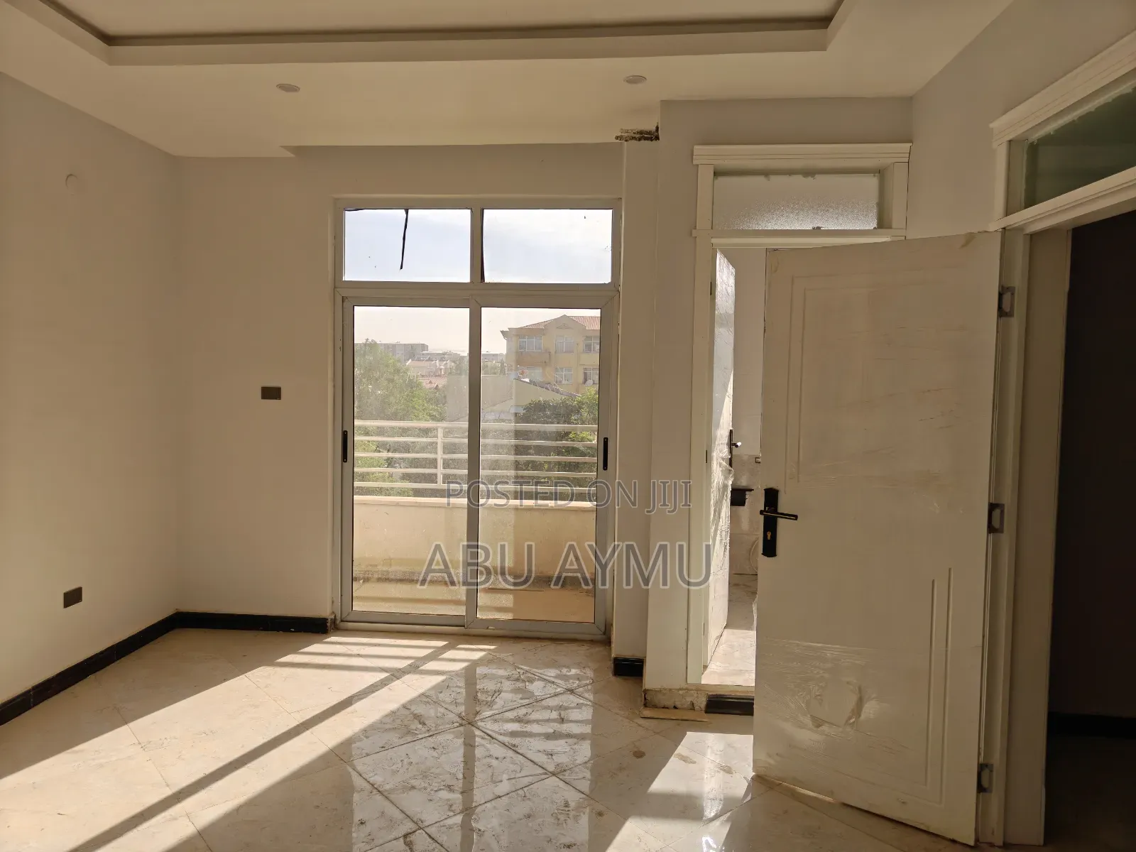 4bdrm Apartment in Lakomelza Apartments, Yeka for sale