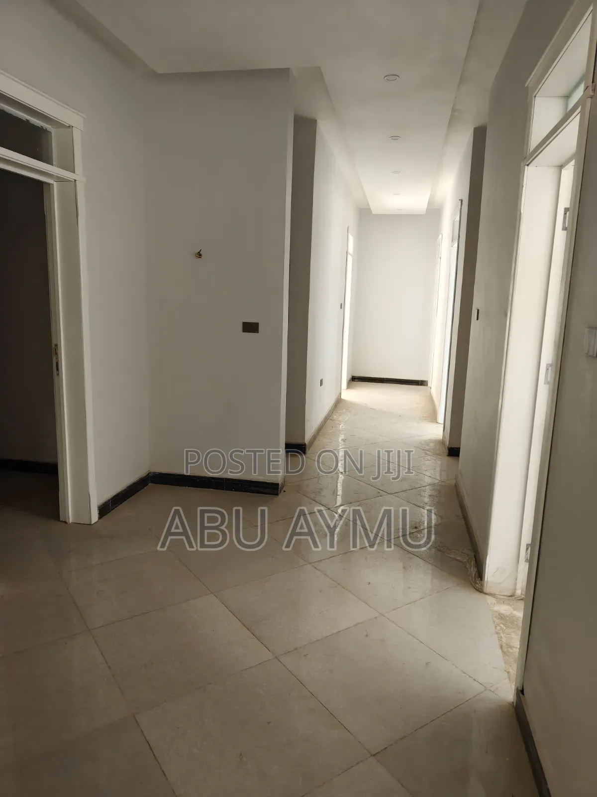 4bdrm Apartment in Lakomelza Apartments, Yeka for sale