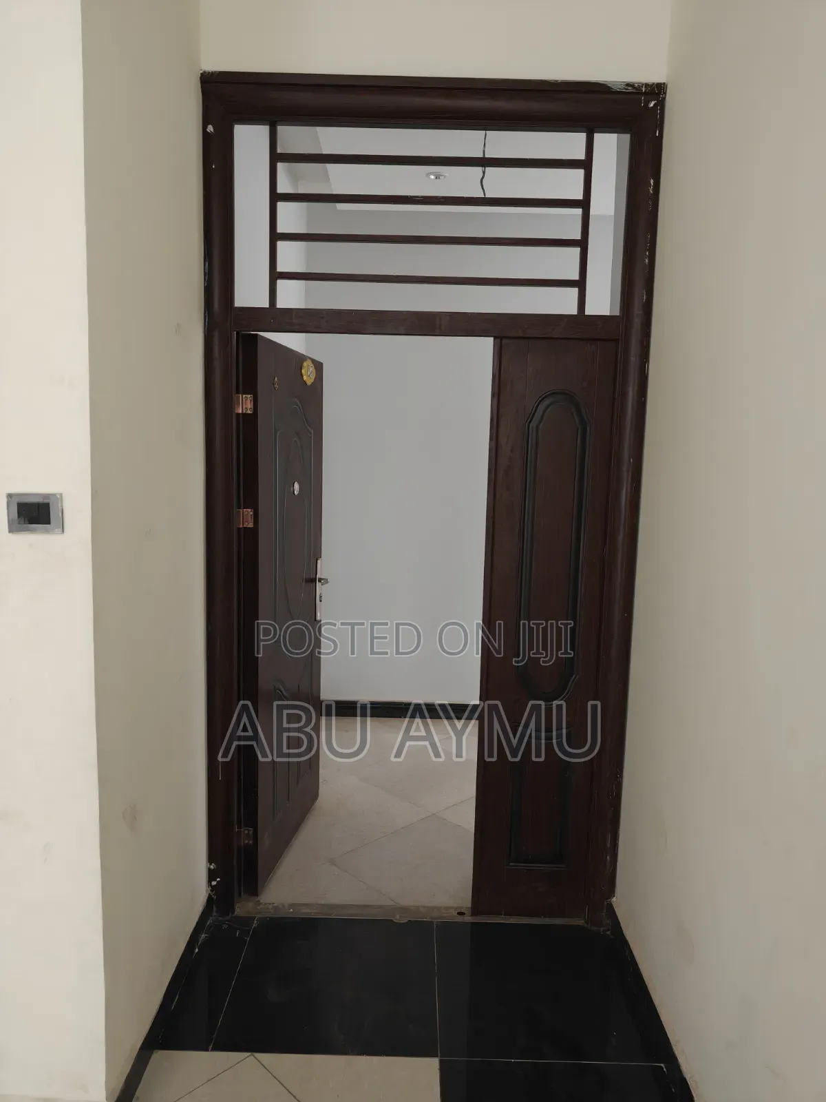4bdrm Apartment in Lakomelza Apartments, Yeka for sale
