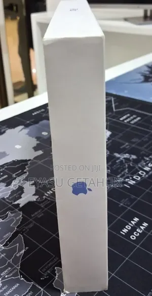 New Apple iPad (2025) 128 GB