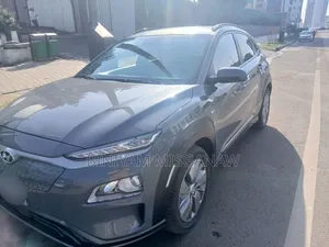 Hyundai Kona Electric 2023 Gray