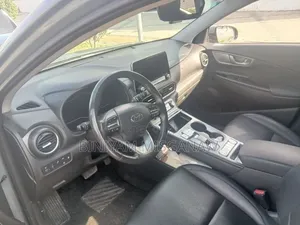 Hyundai Kona Electric 2023 Gray