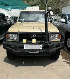 Toyota Land Cruiser 2020 Beige