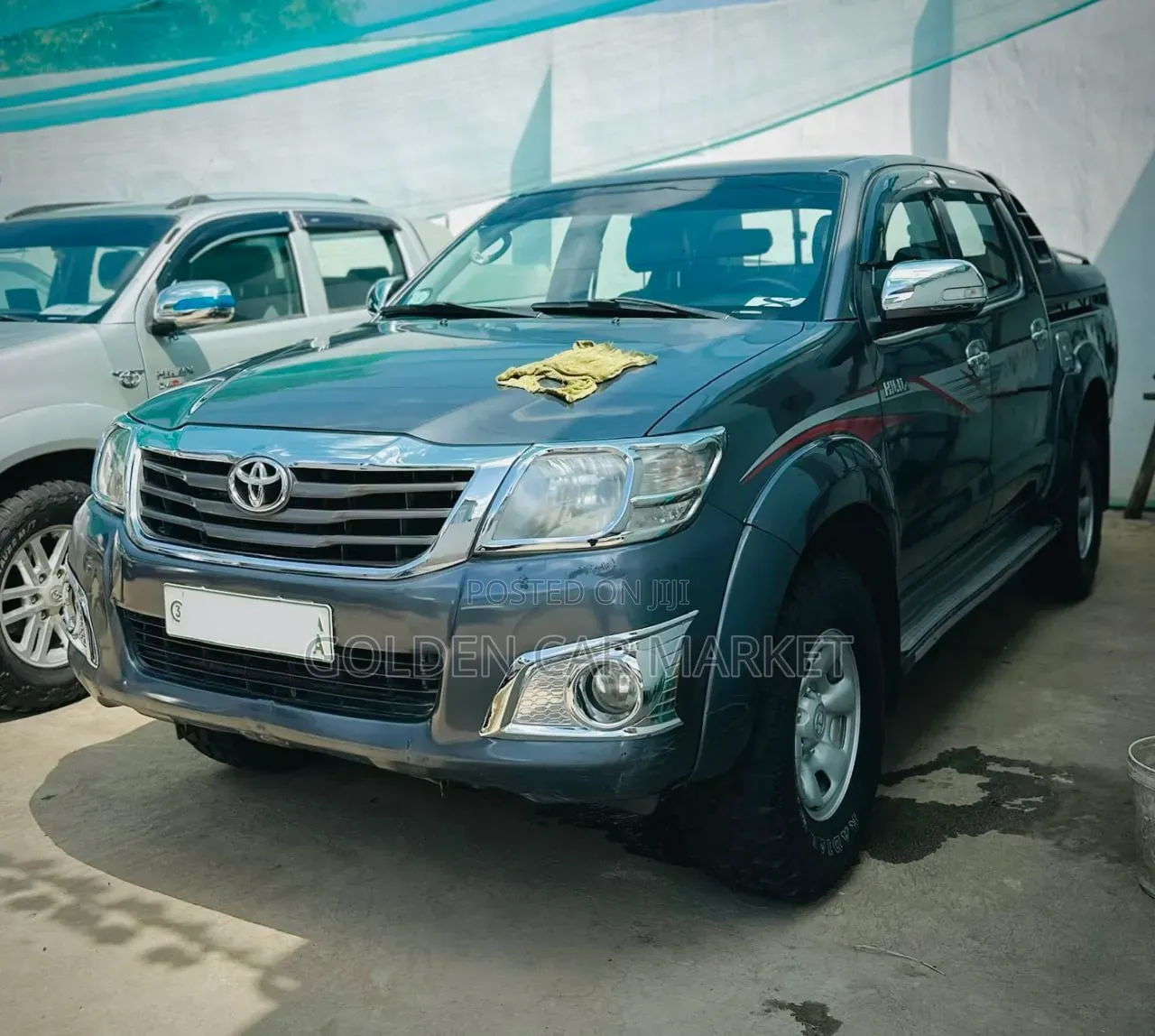 Toyota Hilux 2014 Black
